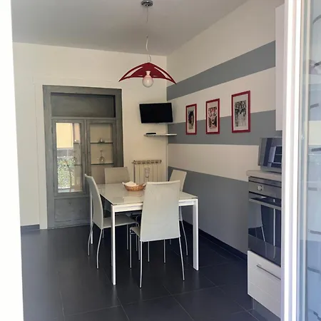 5 Terre Paula House *