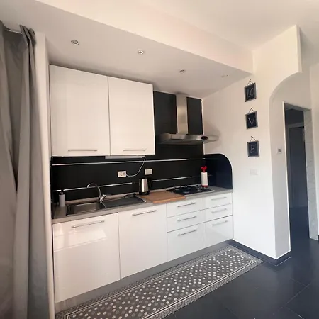 5 Terre Paula House