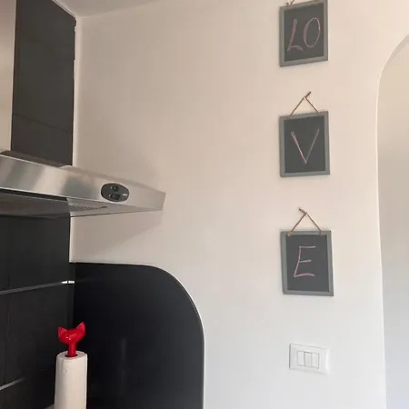 5 Terre Paula House Апартаменти *