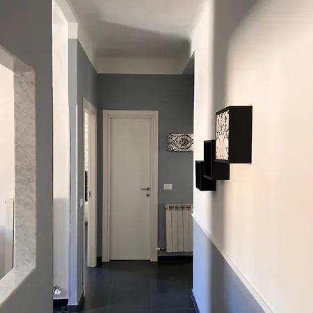 Апартаменти 5 Terre Paula House *
