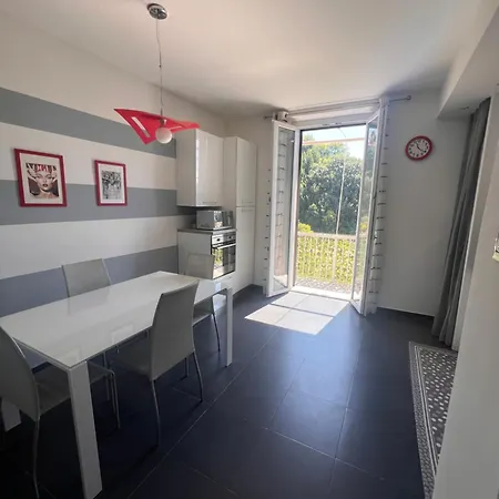5 Terre Paula House Ла-Спеція